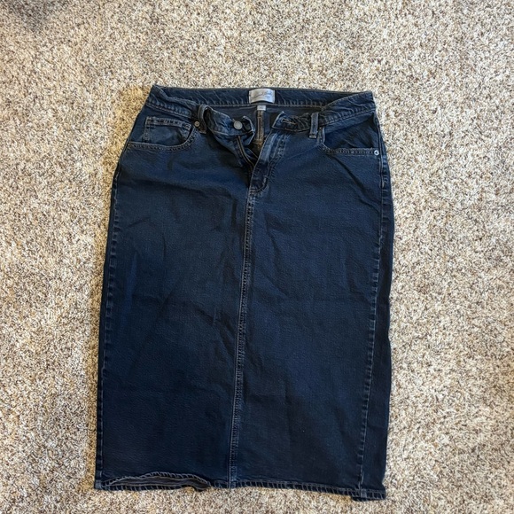 Universal Thread Dresses & Skirts - Classic Dark Blue Denim Skirt